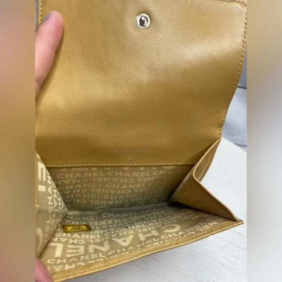 SOLD- CHANEL lambskin bifold wallet w/ COA - Picture 7 of 10